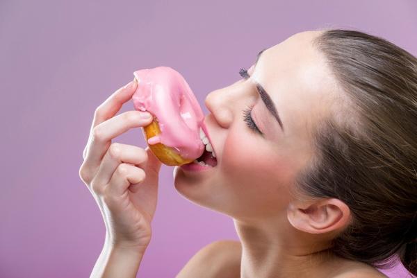 6 Foods That Sabotage Anti-Aging Skin Care