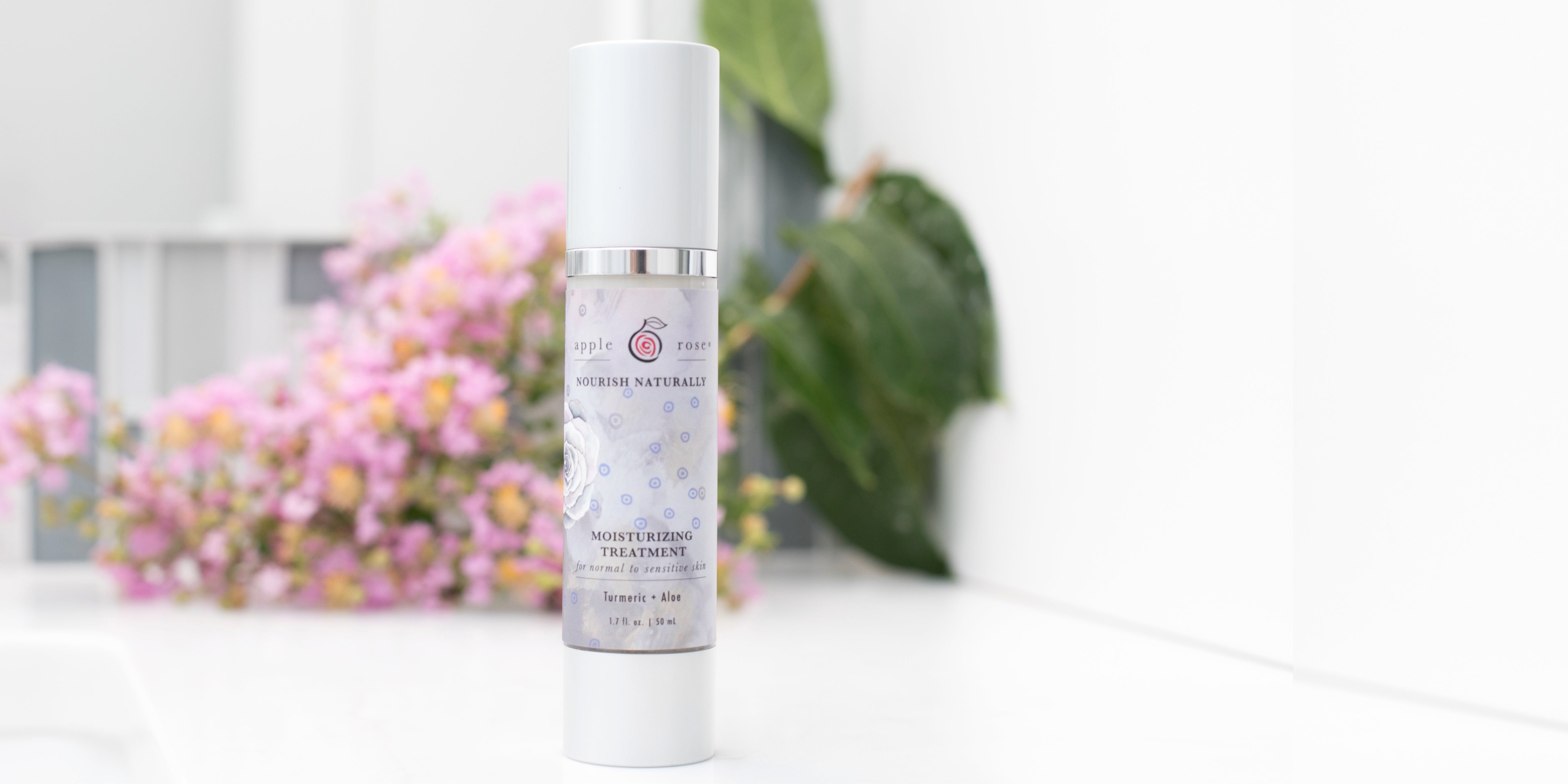 Smooth and hydrate with our Turmeric + Aloe Moisturizing Treatment